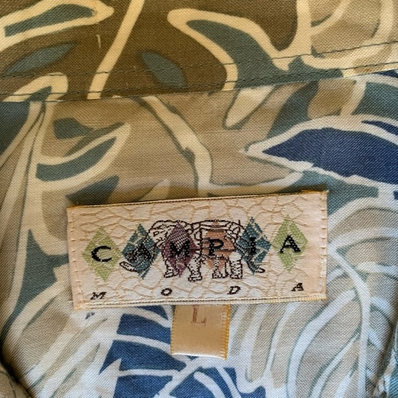 Hawaiian Shirt - Picture 3 of 5